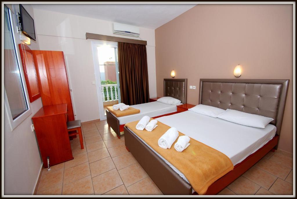 John & Eve Hotel Paralia Katerinis Bilik gambar